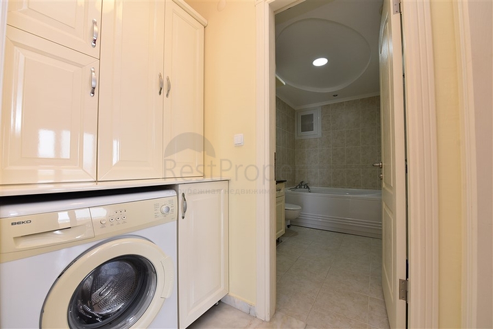 اطلالة بحر مباشرة - غرفتين نوم وصالة مفروشة بالكامل - مهموتلار