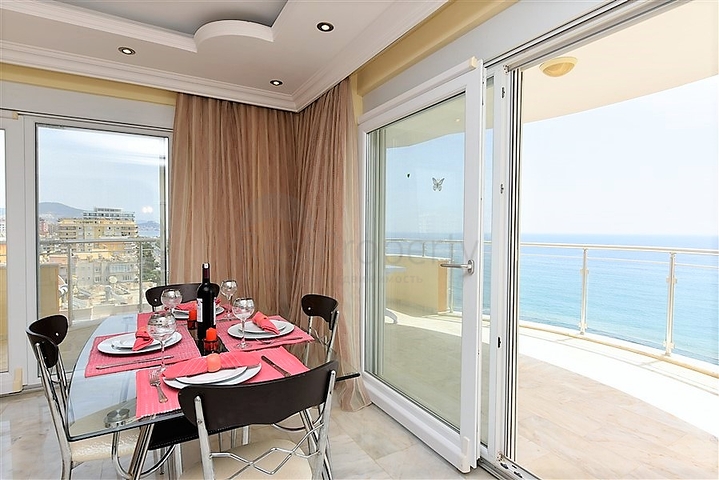 اطلالة بحر مباشرة - غرفتين نوم وصالة مفروشة بالكامل - مهموتلار