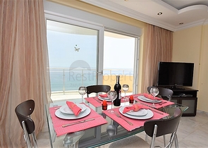 اطلالة بحر مباشرة - غرفتين نوم وصالة مفروشة بالكامل - مهموتلار