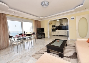 اطلالة بحر مباشرة - غرفتين نوم وصالة مفروشة بالكامل - مهموتلار