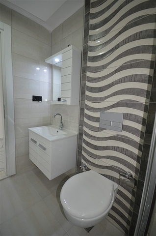 مجمع سكني حديث في مركز الانيا -للراغبين بالاستثمار 