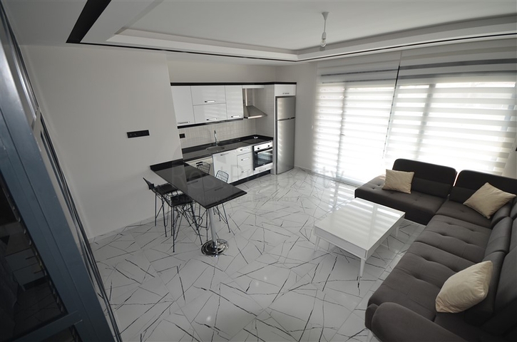 مجمع سكني حديث في مركز الانيا -للراغبين بالاستثمار 