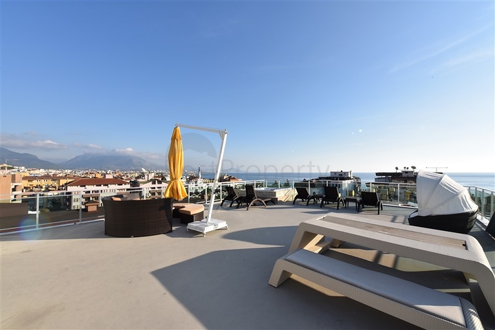 مجمع سكني حديث في مركز الانيا -للراغبين بالاستثمار 