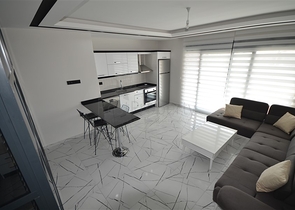 مجمع سكني حديث في مركز الانيا -للراغبين بالاستثمار 