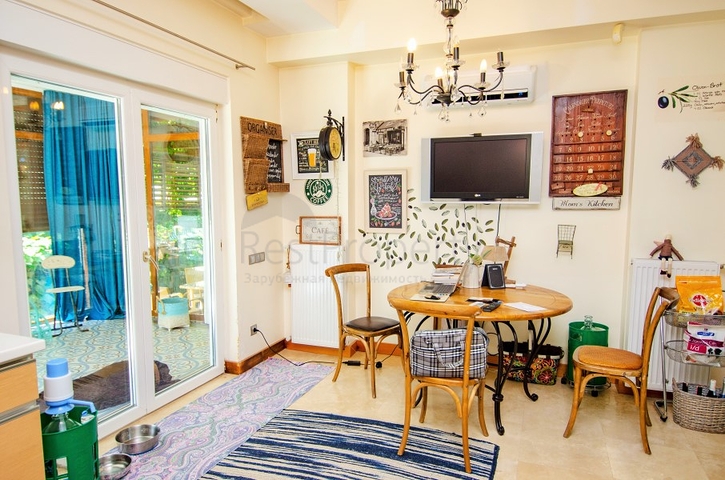 فيلا 6 + 2 في وسط لارا أنطاليا 200 م إلى البحر