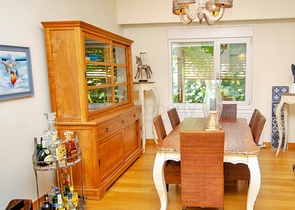 فيلا 6 + 2 في وسط لارا أنطاليا 200 م إلى البحر