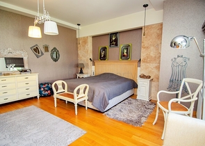 فيلا 6 + 2 في وسط لارا أنطاليا 200 م إلى البحر