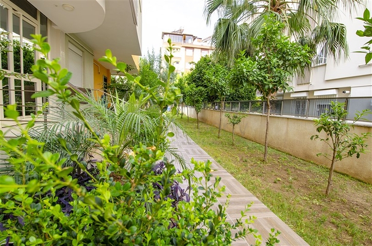 شقة 1 + 1 في منطقة ليمان في كونيالتي أنطاليا