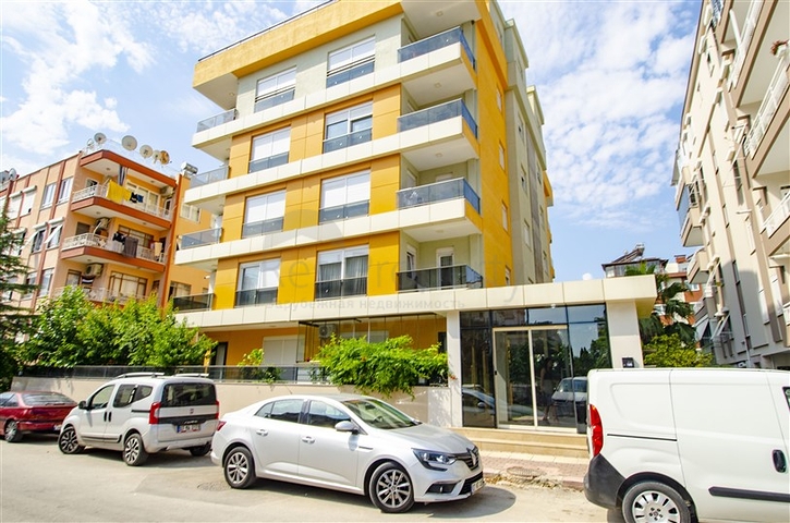 شقة 1 + 1 في منطقة ليمان في كونيالتي أنطاليا