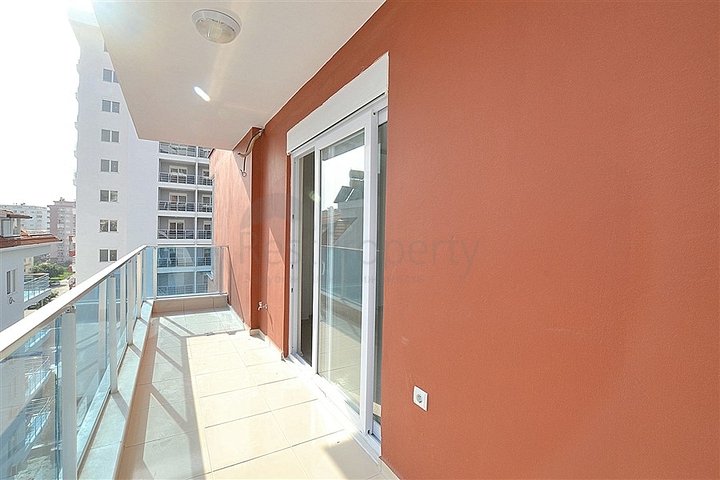 غرفتين وصالة ضمن مجمع سكني حديث في مهموتلار 