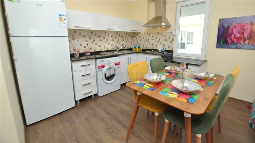 شقة مؤثثة بتصميم غرفتين وصالة - بسعر جيد في مهموتلار 