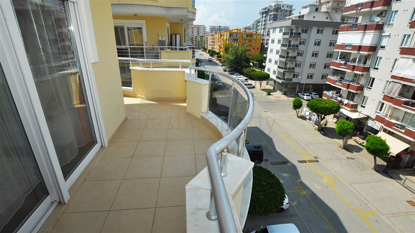 شقة مؤثثة بتصميم غرفتين وصالة - بسعر جيد في مهموتلار 