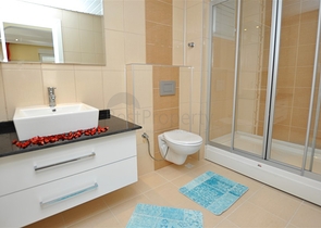 شقة مؤثثة بتصميم غرفتين وصالة - بسعر جيد في مهموتلار 