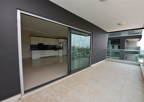 اطلالة بحر - غرفتي نوم وصالة  في كارجي جاك 