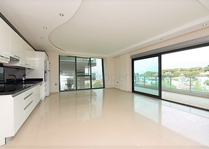 اطلالة بحر - غرفتي نوم وصالة  في كارجي جاك 