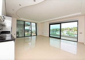 اطلالة بحر - غرفتي نوم وصالة  في كارجي جاك 