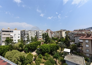 دوبلكس مؤثثة في مركز الانيا 