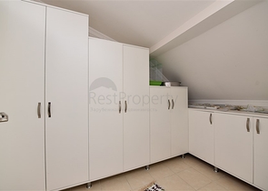 دوبلكس مؤثثة في مركز الانيا 