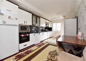 دوبلكس مؤثثة في مركز الانيا 