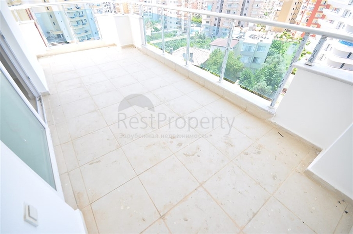 غرفتي نوم وصالة ضمن مجمع سكني في مهموتلار -بسعر جيد 