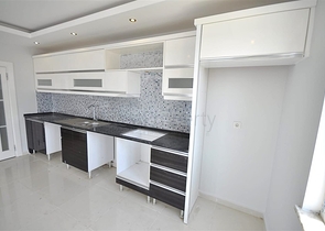 غرفتي نوم وصالة ضمن مجمع سكني في مهموتلار -بسعر جيد 