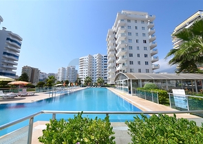 غرفتي نوم وصالة ضمن مجمع سكني في مهموتلار -بسعر جيد 