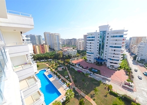 غرفتي نوم وصالة ضمن مجمع سكني في مهموتلار -بسعر جيد 