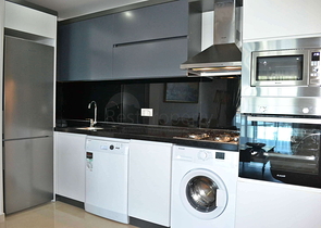 اطلالة بحرية - غرفة نوم وصالة ضمن مجمع في كارجي جاك