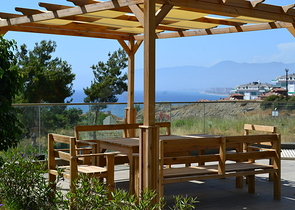 اطلالة بحرية - غرفة نوم وصالة ضمن مجمع في كارجي جاك