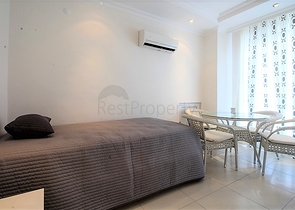 شقة مفروشة من تصميم غرفتي نوم وصالة ضمن مجمع ذو خدمات خمس نجوم - افسلار 