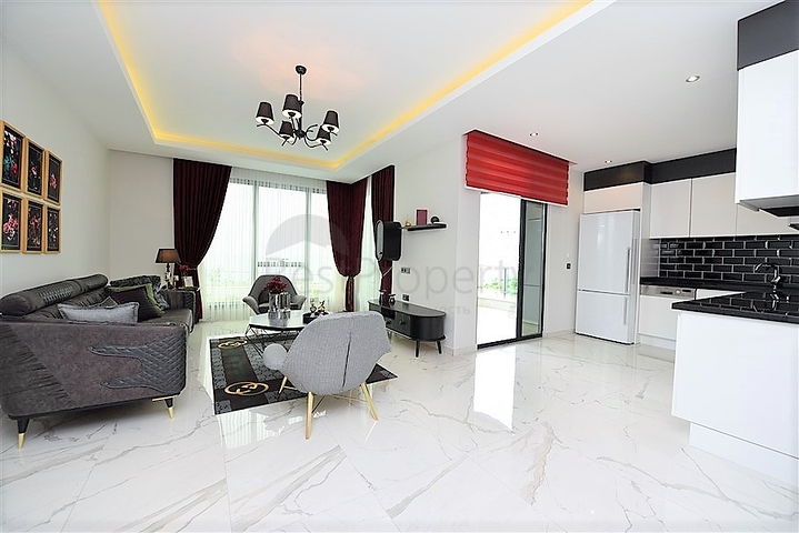 اول صف على البحر - غرفتي نوم وصالة ضمن مجمع حديث 