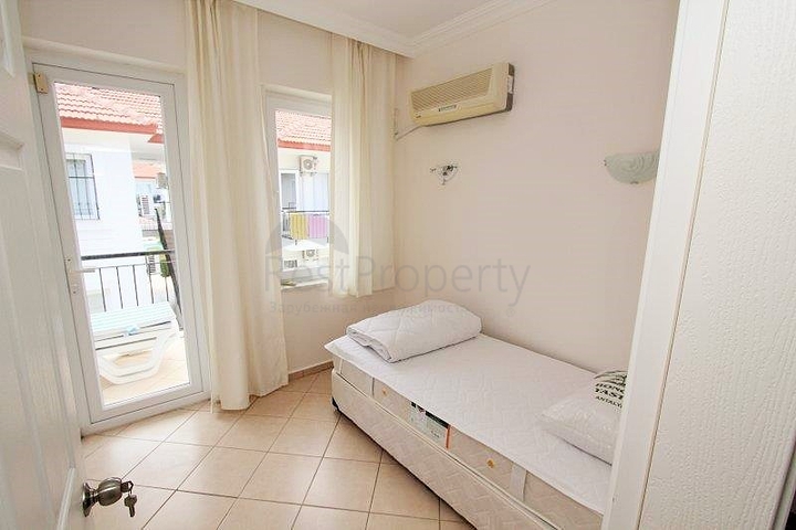 شقة فسيحة 3 + 1 مع أثاث في Camyuva Kemer