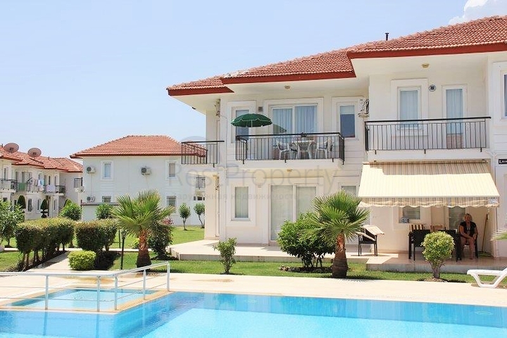 شقة فسيحة 3 + 1 مع أثاث في Camyuva Kemer