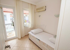 شقة فسيحة 3 + 1 مع أثاث في Camyuva Kemer