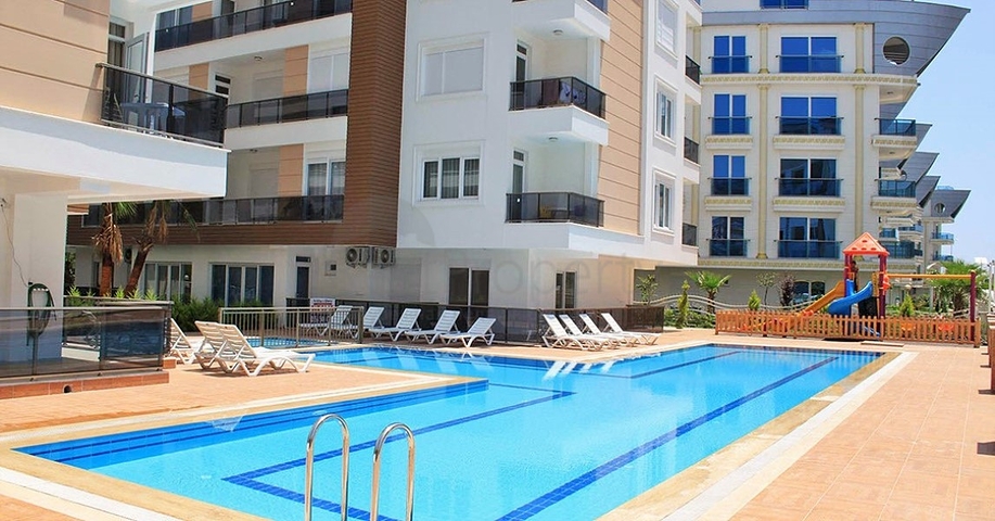 شقة 1 +1 في منطقة ليمان كونيالتي أنطاليا