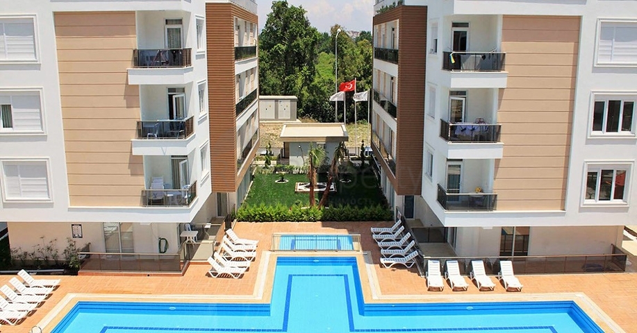 شقة 1 +1 في منطقة ليمان كونيالتي أنطاليا