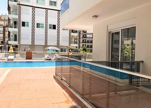 شقة 1 +1 في منطقة ليمان كونيالتي أنطاليا