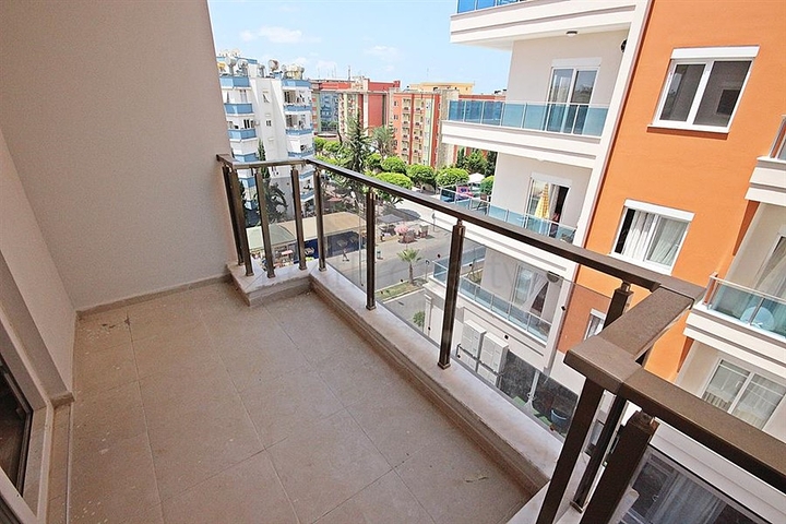 شقة غرفتين وصالة ضمن مجمع حديث قريب من الشاطئ في مهموتلار / الانيا 