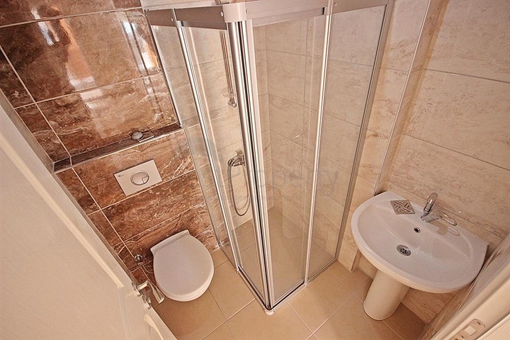 شقة غرفتين وصالة ضمن مجمع حديث قريب من الشاطئ في مهموتلار / الانيا 