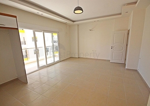 شقة غرفتين وصالة ضمن مجمع حديث قريب من الشاطئ في مهموتلار / الانيا 