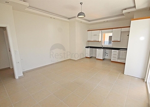 شقة غرفتين وصالة ضمن مجمع حديث قريب من الشاطئ في مهموتلار / الانيا 