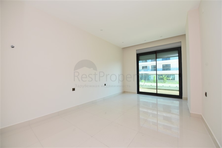 دوبلكس باطلالة مفتوحة ضمن مجمع حديث في كارجي جاك 