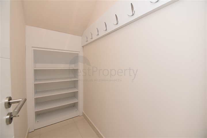 دوبلكس باطلالة مفتوحة ضمن مجمع حديث في كارجي جاك 