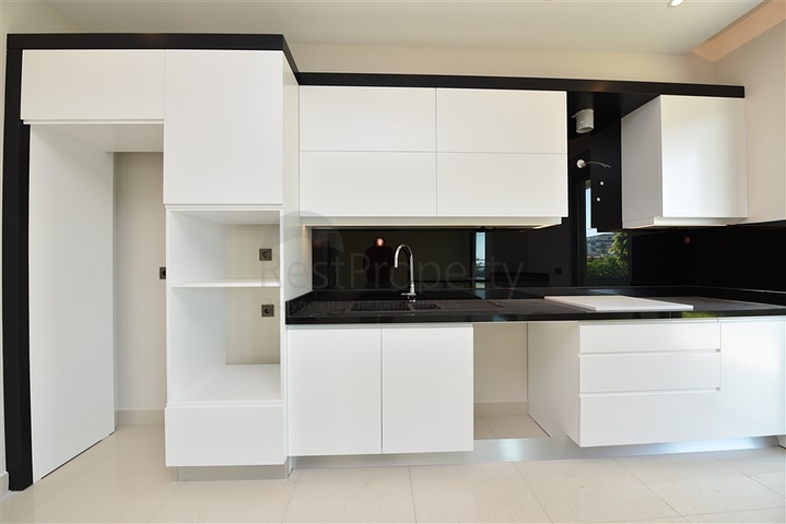 دوبلكس باطلالة مفتوحة ضمن مجمع حديث في كارجي جاك 