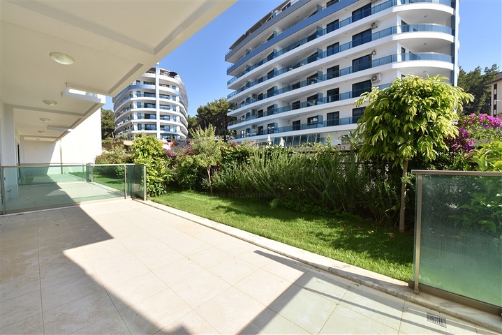 دوبلكس باطلالة مفتوحة ضمن مجمع حديث في كارجي جاك 