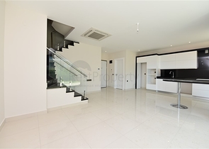 دوبلكس باطلالة مفتوحة ضمن مجمع حديث في كارجي جاك 