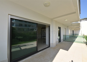 دوبلكس باطلالة مفتوحة ضمن مجمع حديث في كارجي جاك 