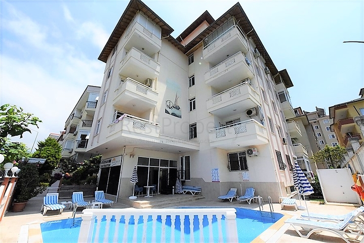 غرفة نوم وصالة مؤثثة في منطقة مركزية في اوبا 