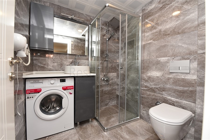 غرفة نوم وصالة مؤثثة في منطقة مركزية في اوبا 