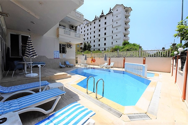 غرفة نوم وصالة مؤثثة في منطقة مركزية في اوبا 